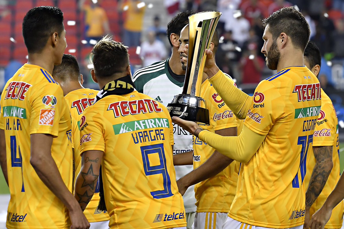 Eduardo Vargas alcanzó un nuevo título en Tigres al ganar la “Campeones